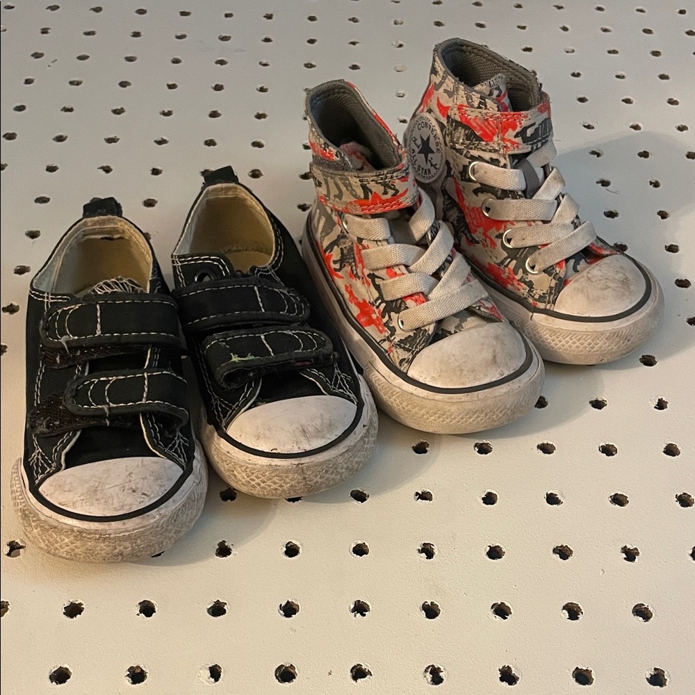 Kids converse sneakers